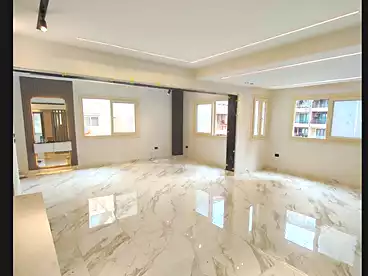 Apartments For sale in El Gaish Rd, El Mandara, 145 sqm