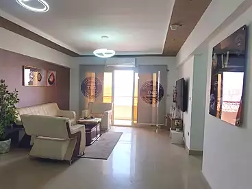 مساحة مكتبية للإيجار في شارع زهراء المعادي، زهراء المعادي، 250 متر