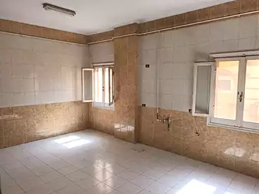 Apartments For sale in Street 66, Second Neighborhood, 200 sqm