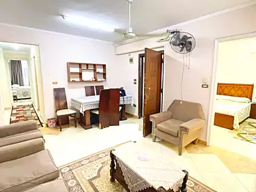 شقق مفروشة للإيجار في كامب شيزار، الاسكندرية، 100 متر