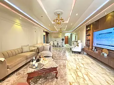 شقق للبيع في كامب شيزار، الاسكندرية، 250 متر