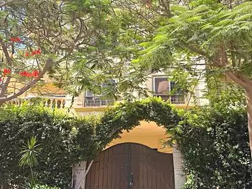 Residential For sale in Ahmed Hafez Mousa St., El Narges 3, 180 sqm