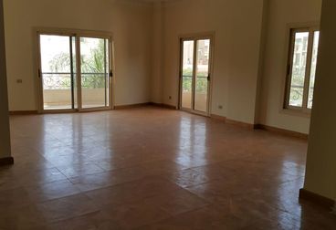 للايجار بالبنفسج3فيلات شقة 230م