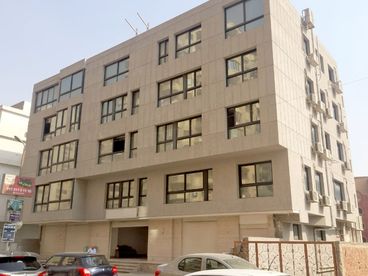 listing-image