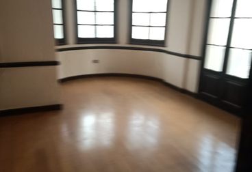 listing-image