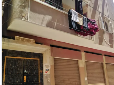 listing-image