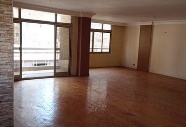 listing-image