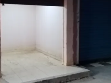 محل للبيع تشطيب لوكس بمنطقة العقاري