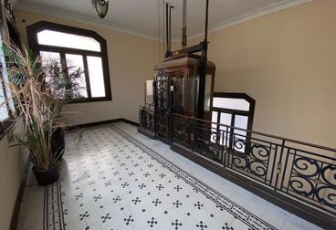 listing-image