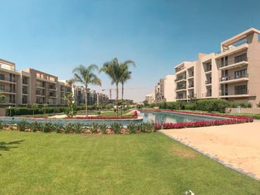 Finished Penthouse ready to move in prime location in Fifth Square ...