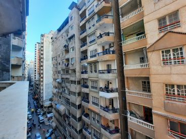 listing-image