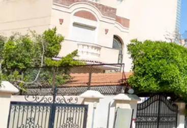 listing-image
