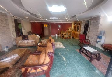 listing-image