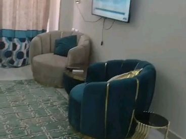 شقةللايجار مفروش فيصل قرب كعابيش والشهيد شارع عمربن الخطاب اول سكن