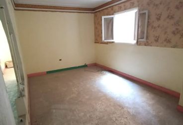 listing-image