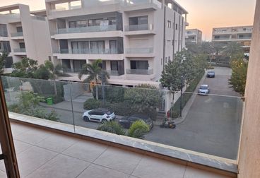 listing-image
