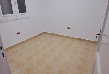 شقه للبيع في شاطئ النخيل دور تالت 90 متر