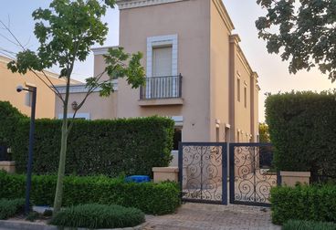 listing-image
