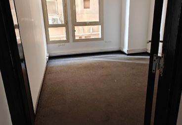 listing-image