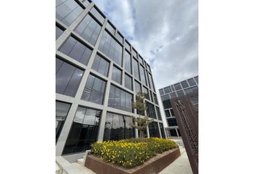 listing-image