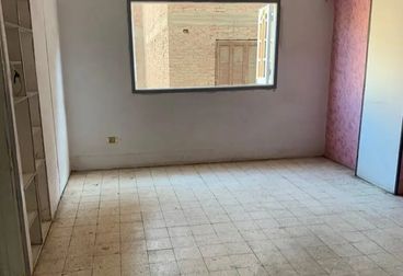 listing-image