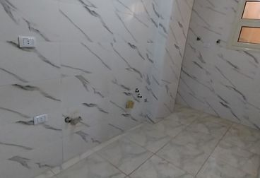 شقه للبيع لقطه تنفع عرسان  فيصل _الطوابق _شارع المنشيه 110 متر  الدور ال 9 برج