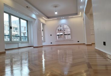 listing-image