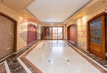 listing-image