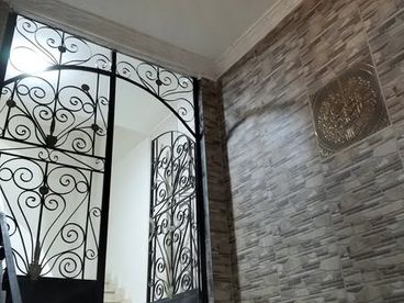 listing-image