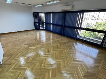 listing-image