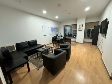 listing-image
