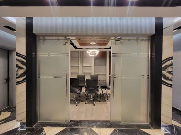 listing-image