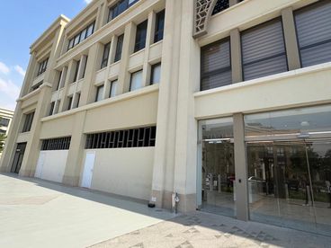 listing-image