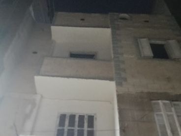 listing-image