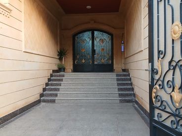 listing-image