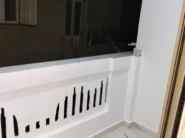 listing-image