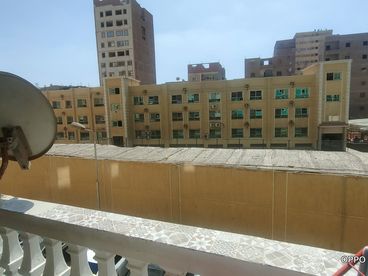 listing-image
