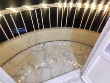 listing-image
