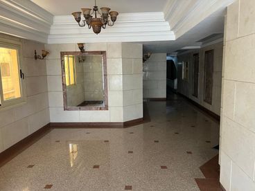 شقة للبيع في الحي الخامس – القاهرة الجديدة نص تشطيب 