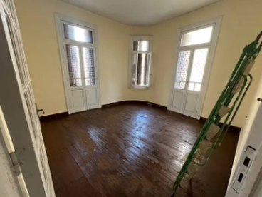 listing-image