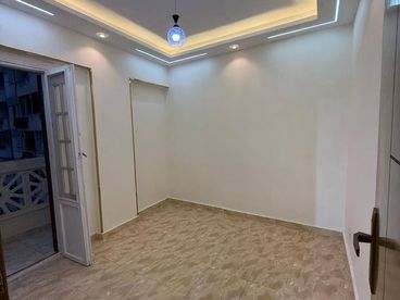 هيتم التفاوض لسرعه البيع شقه للبيع  في قلب الأكاديمية  خطوات من شارع جمال عبد الناصر وأمام محطة ميام