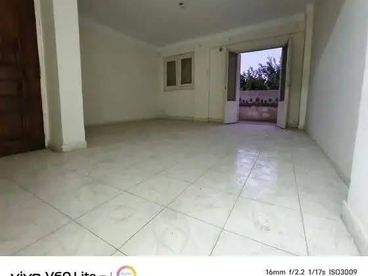 شقه للبيع 95متر