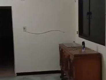 شقة عريس للبيع في عين شمس  ش جانبي من العشرين قريبة لمزلقان العشرين وشارع الزهراء