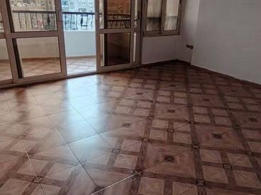 شقه للبيع بسعر لقطه 220م