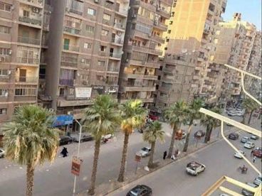 شقه تمليك رائعه  فيصل الرئيسي  ارقي وافضل لوكيشن  الشقه 220 م