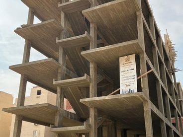 دوبلكس بحديقة Without Finish For sale in Golden Square 