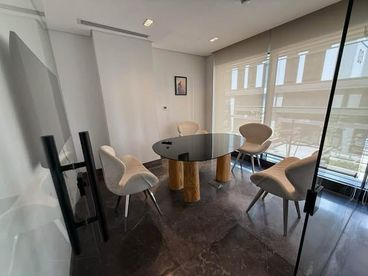 listing-image