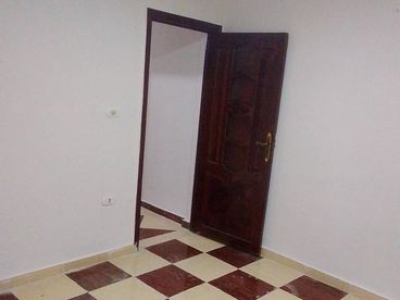 ⬅️شقة للبيع.. ⬅️ العصافره قبلى جانبى من شارع المعهد الدينى