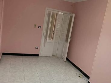 شقه للبيع في حلوان 200 م