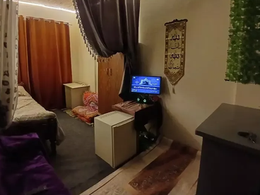 استديو للبيع للسكن او للاستثمار يؤجر باربعه ألف كامل التفاصيل بالداخل